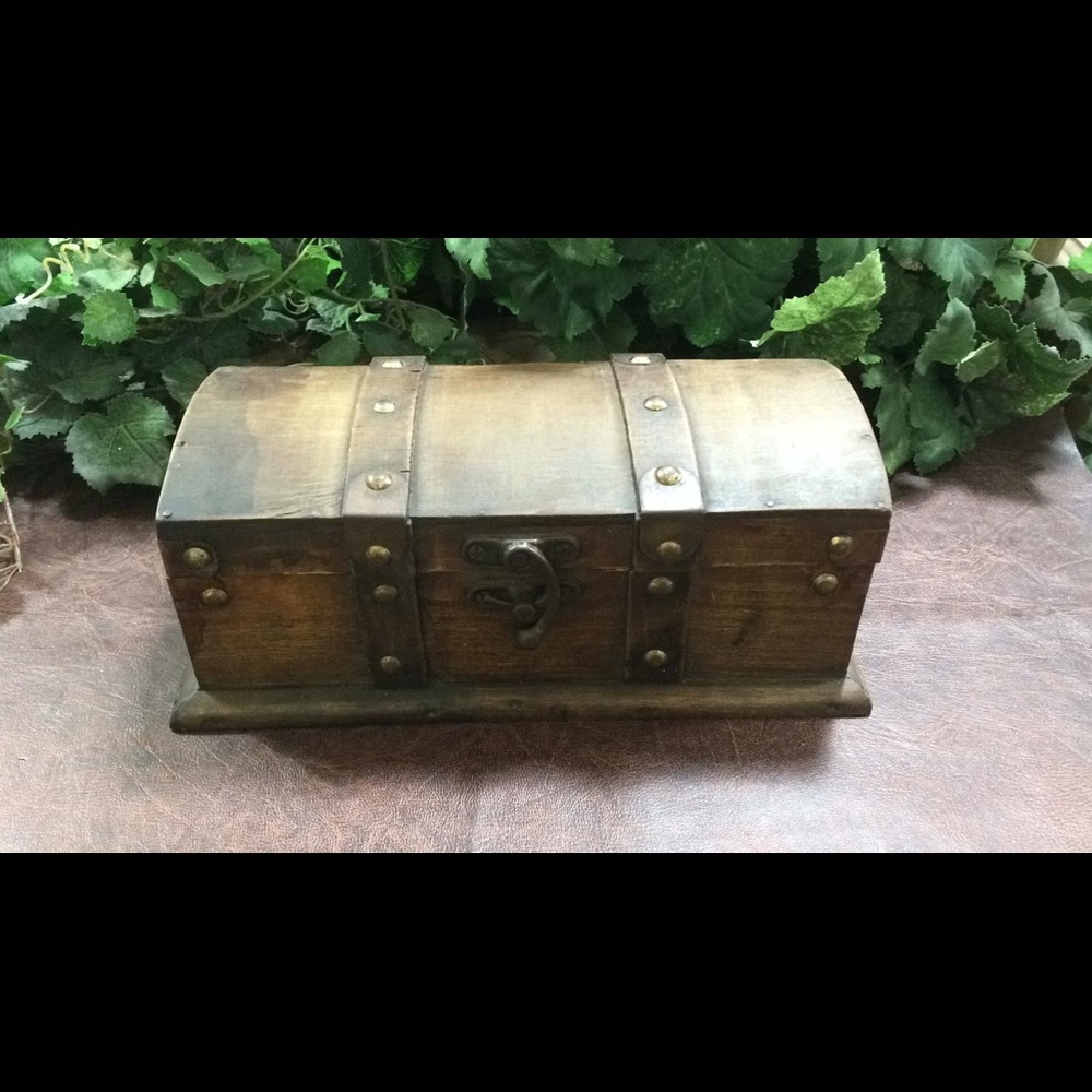 Vintage wooden box - Picture 1 of 4